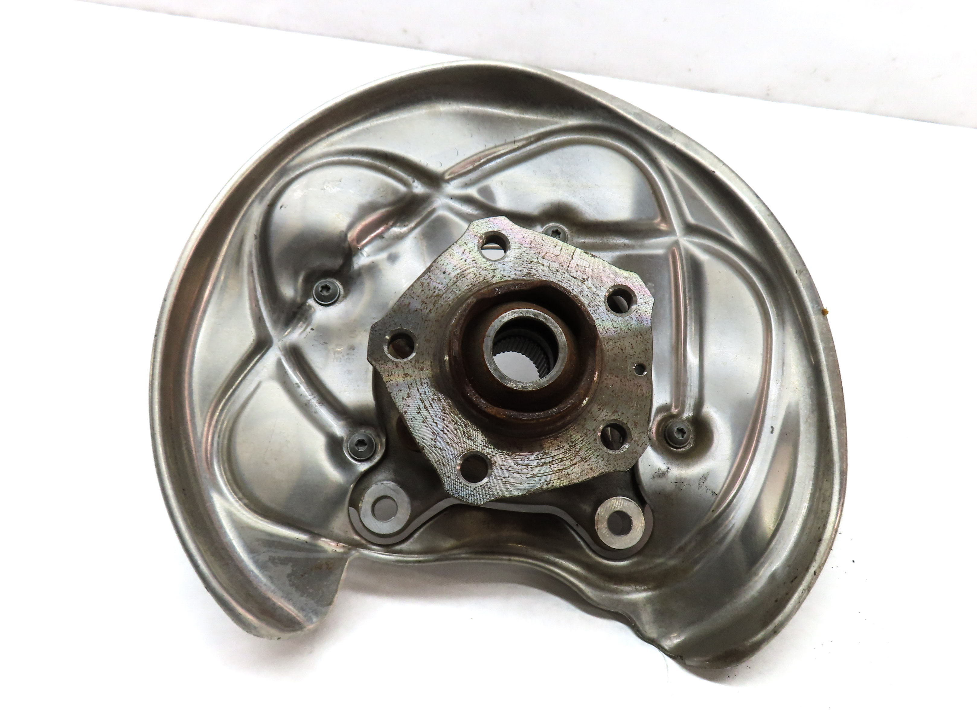 2017-2019 AUDI A4 A5 ALLROAD S5 (B9 8W 8W6) LEFT DRIVER REAR SPINDLE KNUCKLE HUB — exact item pictured